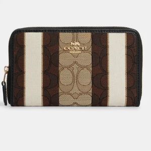 Coach Medium ID Zip Wallet In Signature Jacquard With Stripes